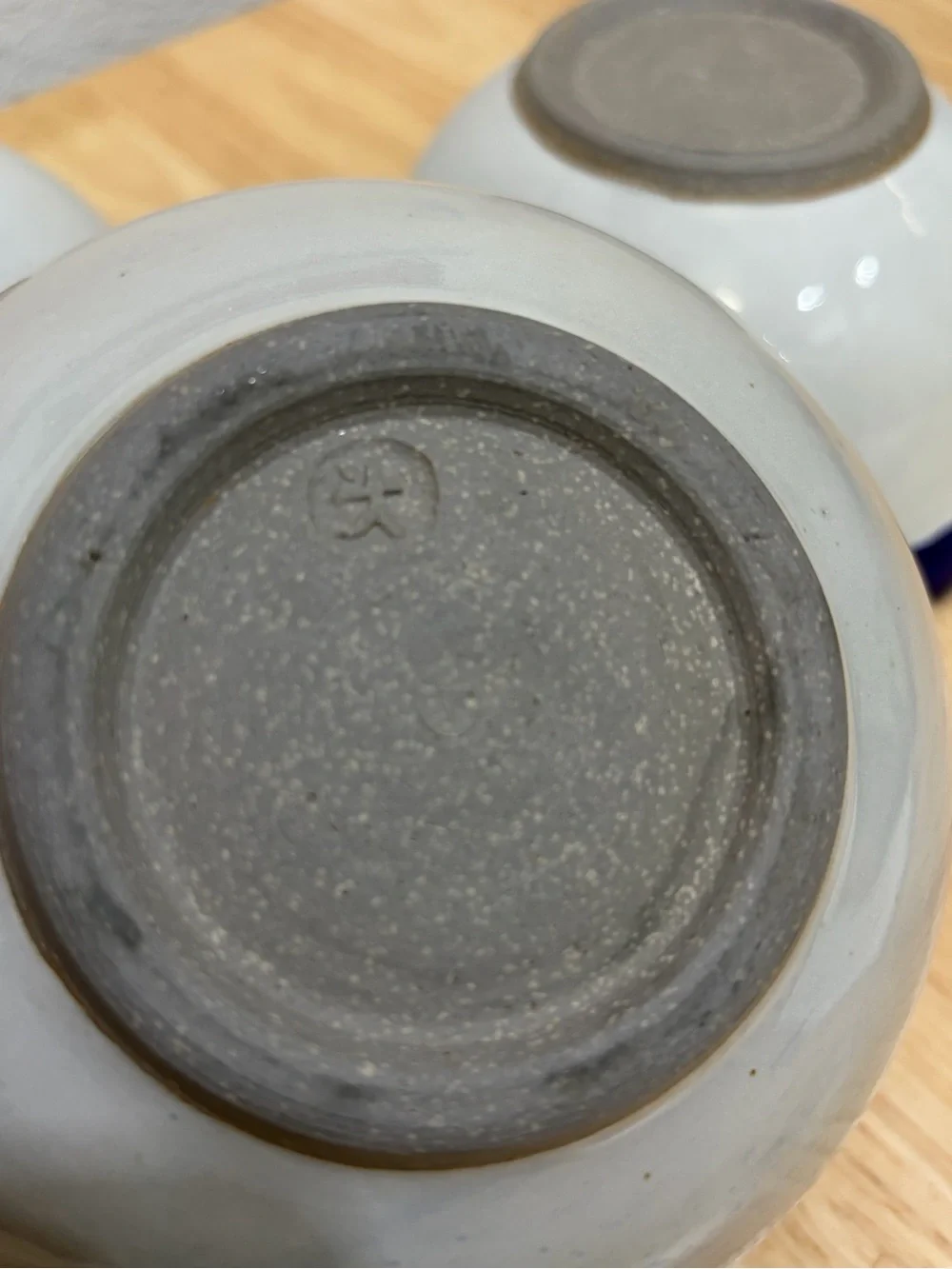 VTG Japanese Studio Pottery Bowls - Set of 3 Cobalt Blue Rim Speckled Stoneware